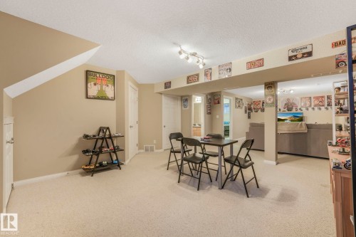 116 Castle Drive, Edmonton, AB - Indoor