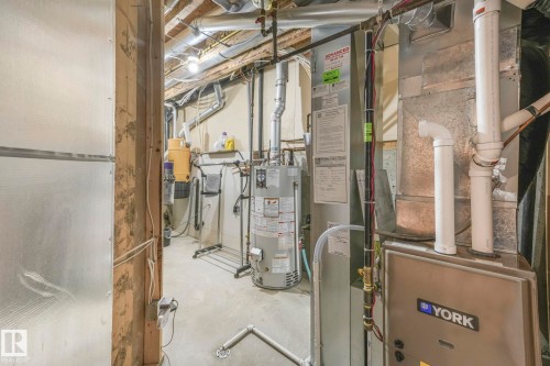 116 Castle Drive, Edmonton, AB - Indoor Photo Showing Basement