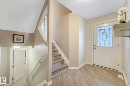 116 Castle Drive, Edmonton, AB - Indoor Photo Showing Other Room