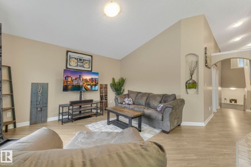 116 Castle Drive, Edmonton, AB - Indoor Photo Showing Living Room