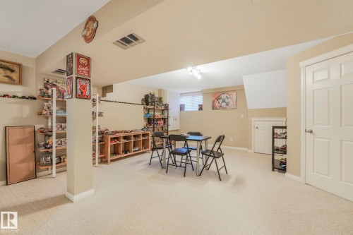 116 Castle Drive, Edmonton, AB - Indoor