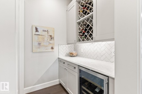 7216 156 Street, Edmonton, AB - Indoor