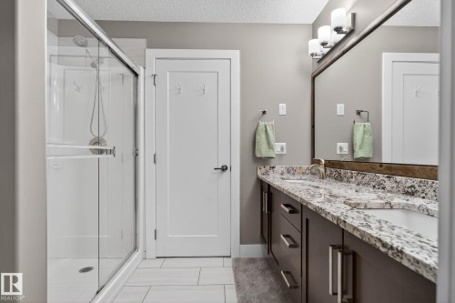 775 Berg Loop, Leduc, AB - Indoor Photo Showing Bathroom