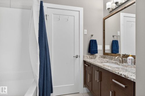 775 Berg Loop, Leduc, AB - Indoor Photo Showing Bathroom