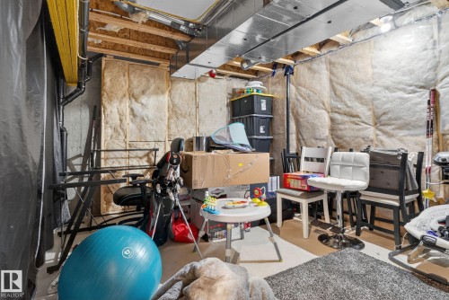 775 Berg Loop, Leduc, AB - Indoor