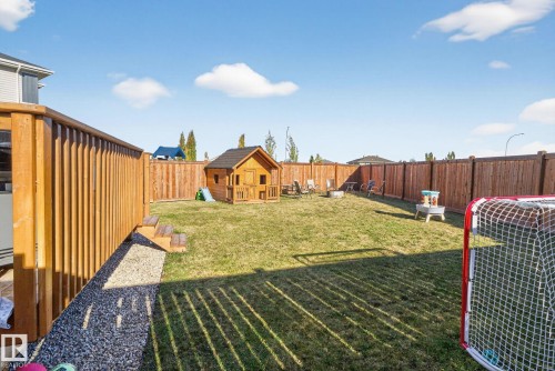 775 Berg Loop, Leduc, AB - Outdoor