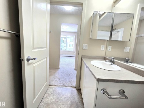 306 340 Windermere Road, Edmonton, AB - Indoor Photo Showing Bathroom