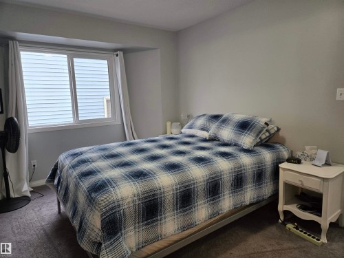 6 Dunewood Place, St. Albert, AB - Indoor Photo Showing Bedroom