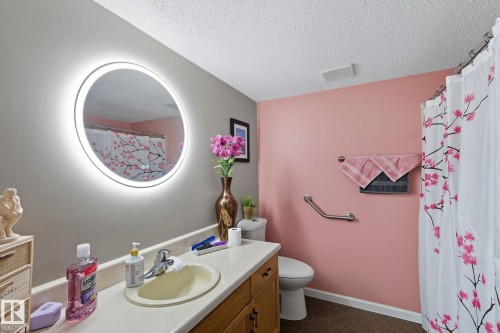 411 18004 95 Ave, Edmonton, AB - Indoor Photo Showing Bathroom