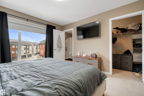 47 1075 Rosenthal Boulevard, Edmonton, AB - Indoor Photo Showing Bedroom