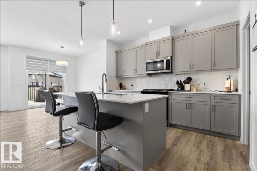 3417 Craig Landing Landing, Edmonton, AB - Indoor Photo Showing Kitchen With Upgraded Kitchen