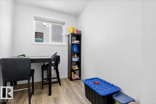 3417 Craig Landing Landing, Edmonton, AB - Indoor