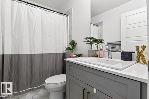 3417 Craig Landing Landing, Edmonton, AB - Indoor Photo Showing Bathroom
