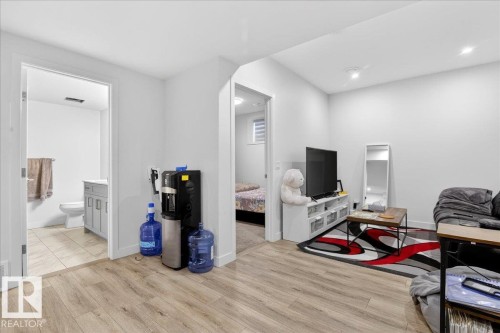 3417 Craig Landing Landing, Edmonton, AB - Indoor