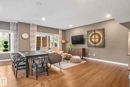 699 Howatt Drive, Edmonton, AB - Indoor