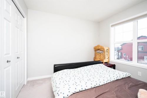 1308 Plum Link Link, Edmonton, AB - Indoor Photo Showing Bedroom