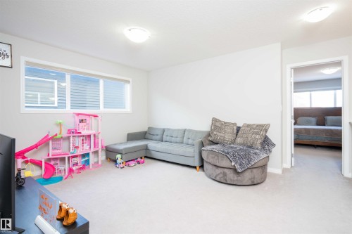 1308 Plum Link Link, Edmonton, AB - Indoor