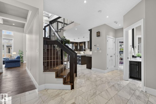 3713 Cameron Heights Place, Edmonton, AB - Indoor Photo Showing Other Room