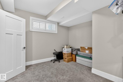 3713 Cameron Heights Place, Edmonton, AB - Indoor