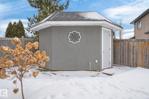 3713 Cameron Heights Place, Edmonton, AB - Outdoor