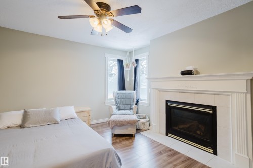 13143 37 Street, Edmonton, AB - Indoor Photo Showing Living Room With Fireplace