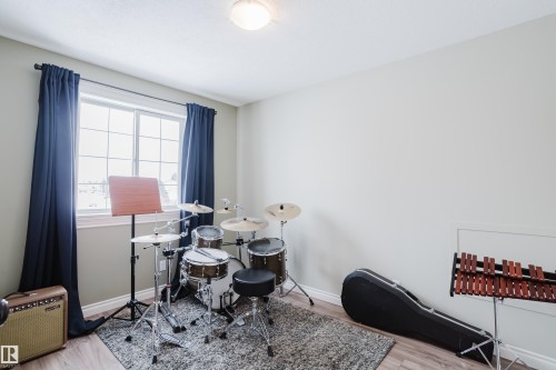 13143 37 Street, Edmonton, AB - Indoor Photo Showing Other Room