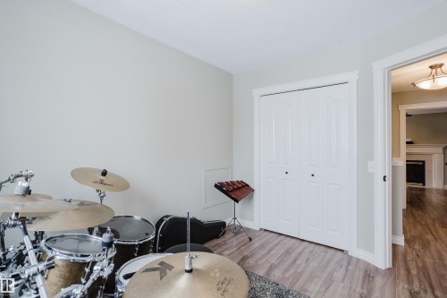13143 37 Street, Edmonton, AB - Indoor Photo Showing Other Room