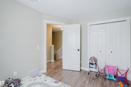 13143 37 Street, Edmonton, AB - Indoor Photo Showing Bedroom