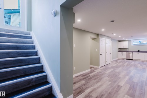 13143 37 Street, Edmonton, AB - Indoor Photo Showing Other Room