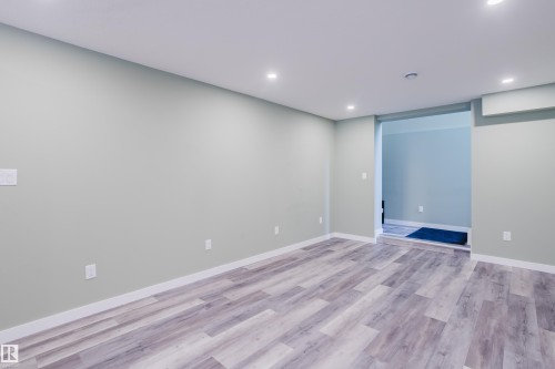 13143 37 Street, Edmonton, AB - Indoor Photo Showing Other Room