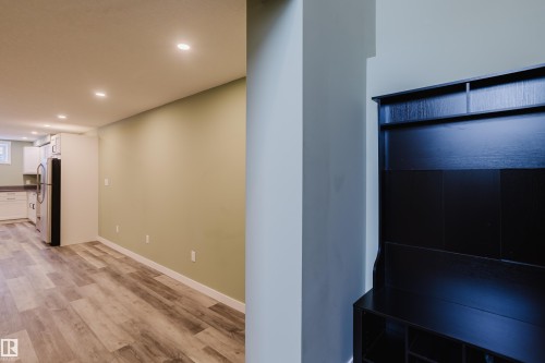 13143 37 Street, Edmonton, AB - Indoor Photo Showing Other Room