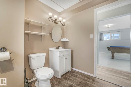 5108 55 Avenue, Leduc, AB - Indoor Photo Showing Bathroom