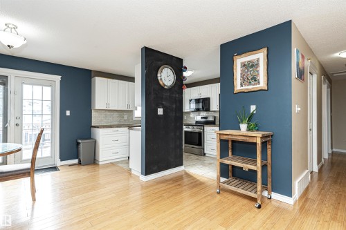 16331 119 Street Nw, Edmonton, AB - Indoor