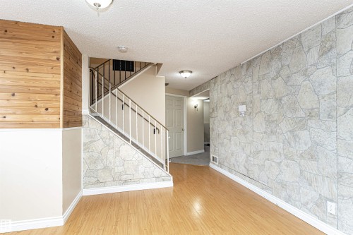 16331 119 Street Nw, Edmonton, AB - Indoor Photo Showing Other Room