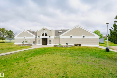 16331 119 Street Nw, Edmonton, AB - Outdoor