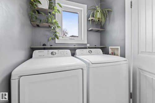 41 Patterson Crescent, St. Albert, AB - Indoor Photo Showing Laundry Room