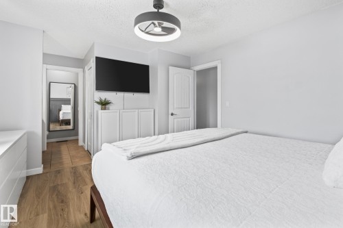 41 Patterson Crescent, St. Albert, AB - Indoor Photo Showing Bedroom