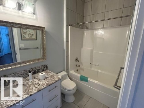 21428 25 Avenue, Edmonton, AB - Indoor Photo Showing Bathroom