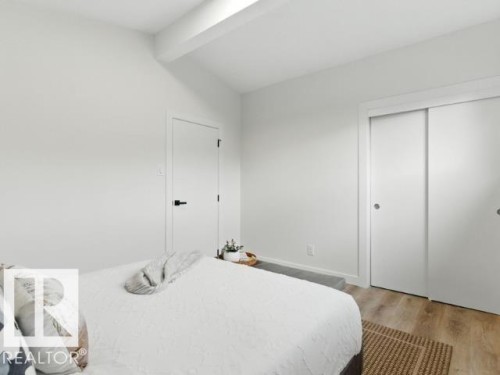 1 Sylvan Drive, St. Albert, AB - Indoor Photo Showing Bedroom