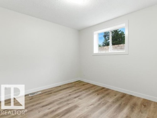 1 Sylvan Drive, St. Albert, AB - Indoor Photo Showing Other Room