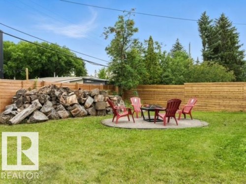 1 Sylvan Drive, St. Albert, AB - Outdoor With Backyard