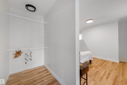 14712 Park Drive, Edmonton, AB - Indoor