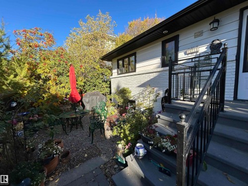 14712 Park Drive, Edmonton, AB - Outdoor