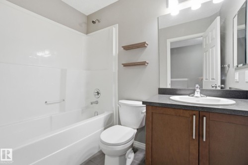 Bathroom with vanity and  shower combination - 71 4029 Orchards Drive, Edmonton, AB - Indoor Photo Showing Bathroom