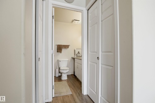 402 11109 84 Avenue, Edmonton, AB - Indoor Photo Showing Bathroom