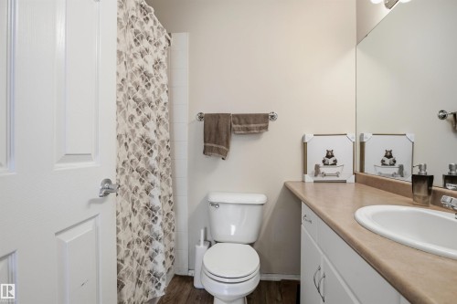 402 11109 84 Avenue, Edmonton, AB - Indoor Photo Showing Bathroom