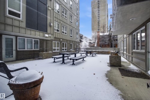 402 11109 84 Avenue, Edmonton, AB - Outdoor