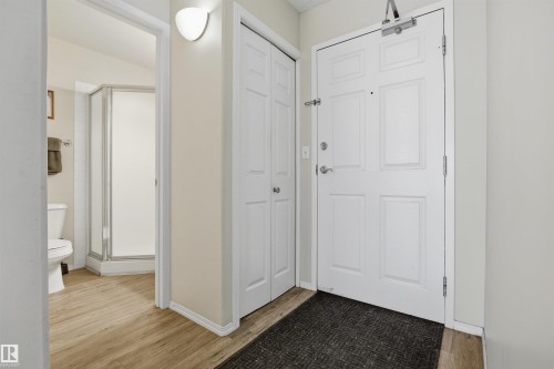 402 11109 84 Avenue, Edmonton, AB - Indoor Photo Showing Other Room