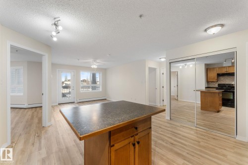 201 5340 199 Street, Edmonton, AB - Indoor