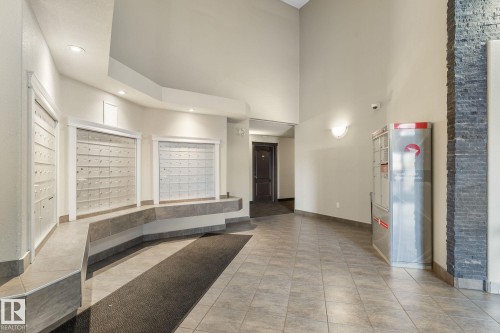 201 5340 199 Street, Edmonton, AB - Indoor Photo Showing Other Room